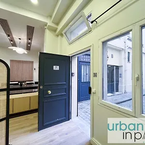 05 - Parisian Design Loft Apartment