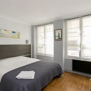 Sourdiere Louvre Vendome With Ac Apartment
